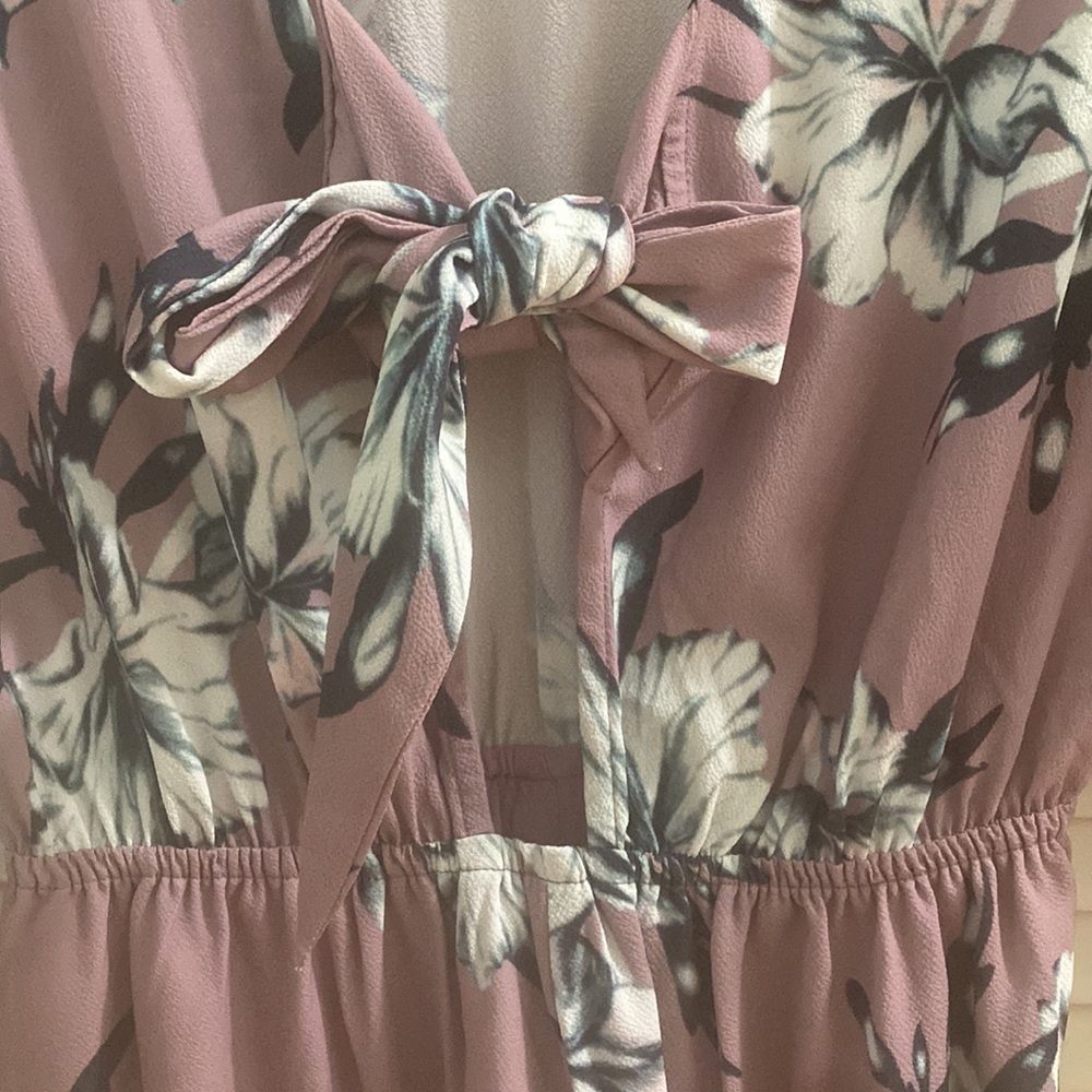 Short romper - Picture 2 of 3